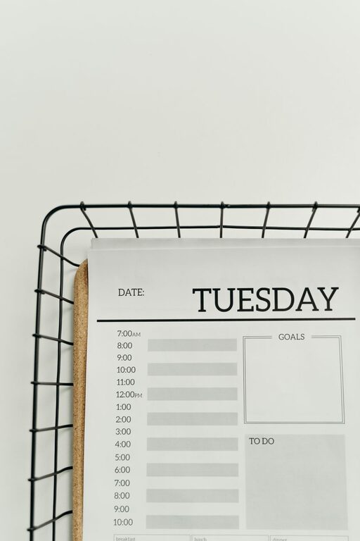 Calendario semanal simple para mantener tu hogar limpio y ordenado